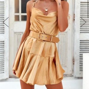 NWT Hello Molly belted satin mini dress women’s size small